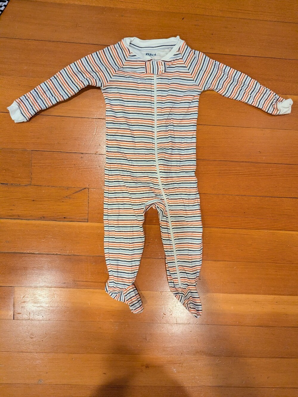 Pact organic striped Footed Baby One-Piece Zip Sleeper, 9-12 mo, EUC